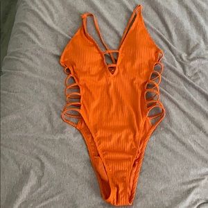 Forever 21 one piece swimsuit